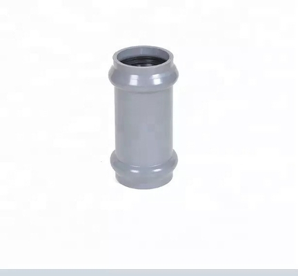 Effizient entworfene Kunststoff-PVC- und PN10-konforme Sanitär-Fittings